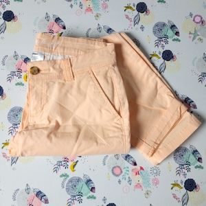 NWOT Old Navy Boyfriend Cropped Chino Pants
